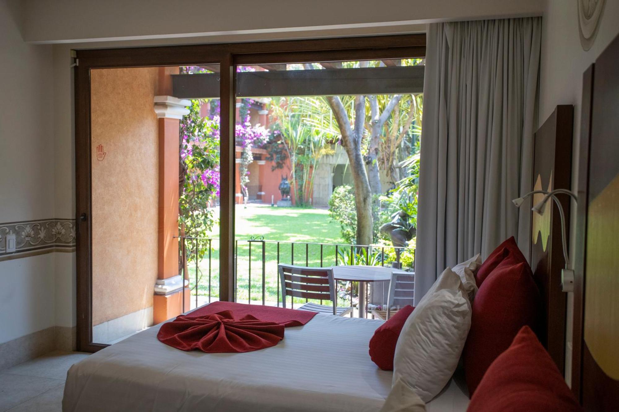 Hosteria Las Quintas Hotel Restaurante Bar Cuernavaca Luaran gambar A room at the hotel